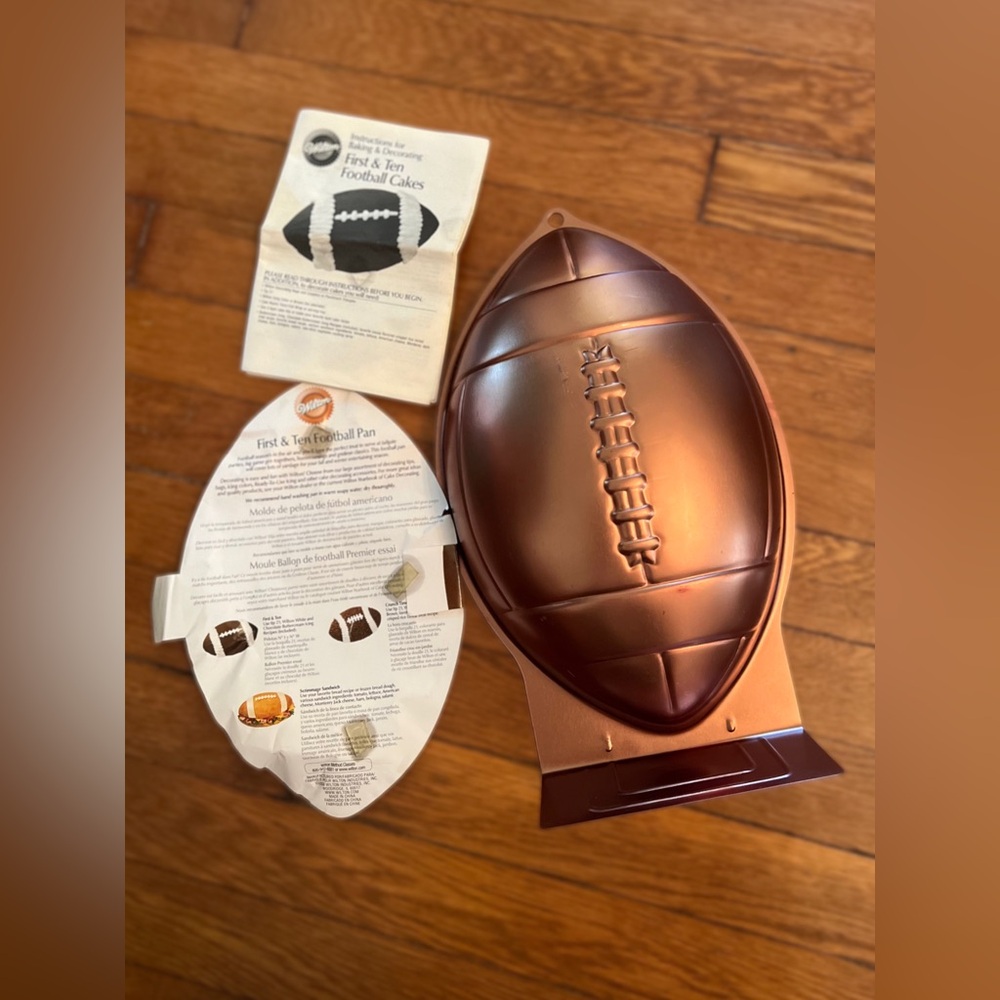 Wilton Vintage Football Cake Pan